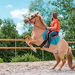 Caravan On Ranch ラグジュアリーテント