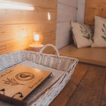 Caravan On Ranch 럭셔리텐트 Trebivlice