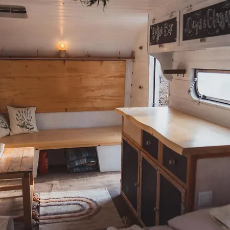 Caravan On Ranch 럭셔리텐트 Trebivlice