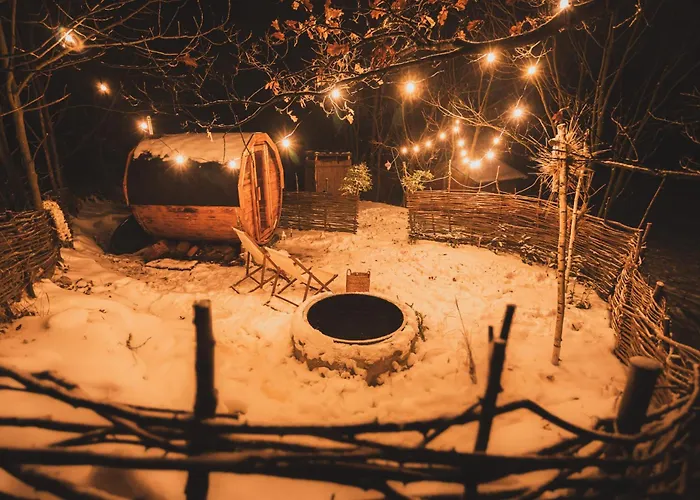 Luxury tent Caravan On Ranch *